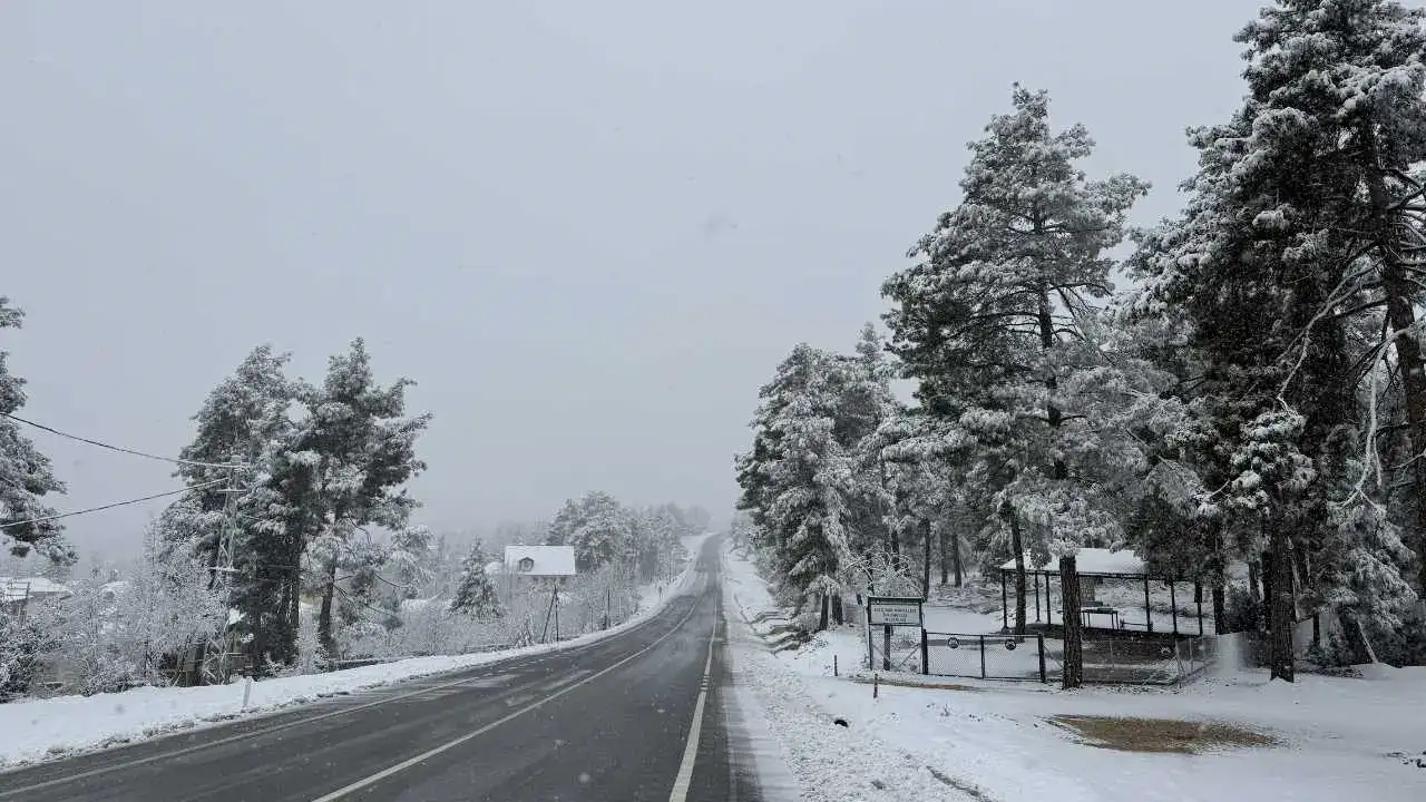 Mersin’in Zirvelerinde Kış Hüküm Sürüyor: Kar 15 Santimi Aştı! 5